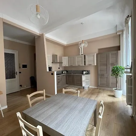 아파트 La Petite Maison De La
